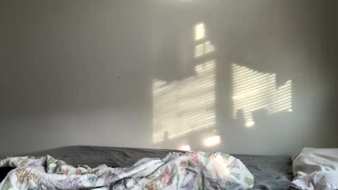 dancinglxoxo online show from April 27, 2026, 11:52 am