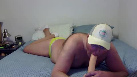 Snapshot of dandyhandys chatting on January 14, 2025, 12:11 am Andy online show from January 14, 2025, 12:11 am