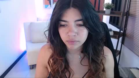 Veronica online show from September 25, 2025, 11:58 am