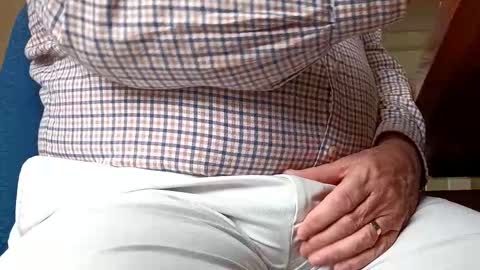 Snapshot of dangermouse2031 chatting on December 22, 2025, 1:13 am dangermouse2031 online show from December 22, 2025, 1:13 am