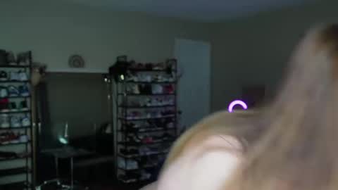 Lexi  online show from February 19, 2025, 7:05 pm