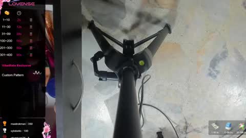 Snapshot of dani_ary chatting on February 19, 2025, 6:10 pm DANI online show from February 19, 2025, 6:10 pm