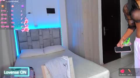 Dani  online show from November 15, 2025, 9:00 pm