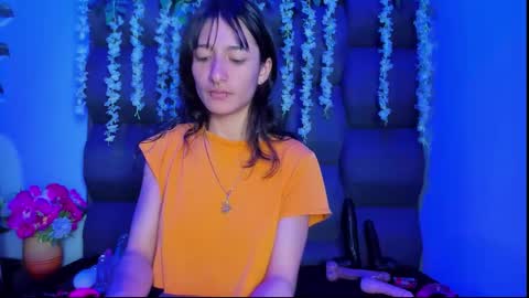 Snapshot of dani_dream chatting on May 25, 2026, 3:40 pm dani_dream online show from May 25, 2026, 3:40 pm