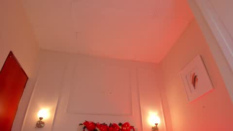 Snapshot of dani_skinny_ chatting on December 12, 2024, 11:40 am Hi I am Dani online show from December 12, 2024, 11:40 am