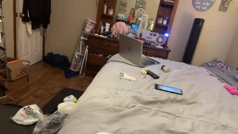 Dani Dragon online show from December 20, 2024, 8:45 pm