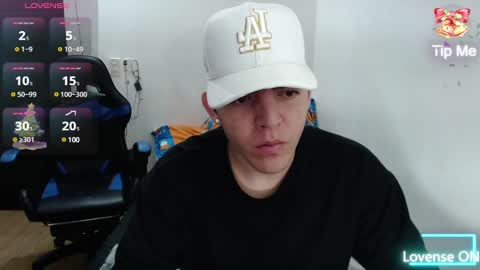 Snapshot of daniel_vargas5 chatting on December 20, 2024, 2:41 am Daniel online show from December 20, 2024, 2:41 am