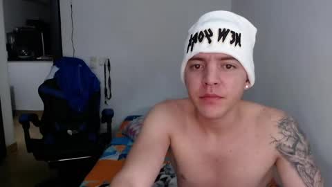 Snapshot of daniel_vargas5 chatting on December 29, 2024, 7:28 am Daniel online show from December 29, 2024, 7:28 am