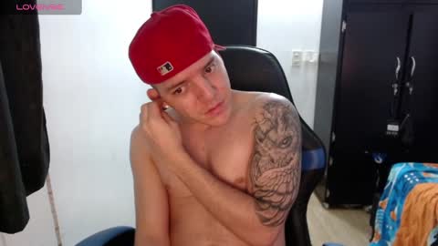 Snapshot of daniel_vargas5 chatting on January 4, 2025, 2:56 am Daniel online show from January 4, 2025, 2:56 am