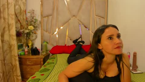 Snapshot of daniela_casallass chatting on April 18, 2026, 7:07 pm Daniela online show from April 18, 2026, 7:07 pm