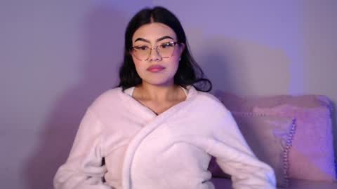 Snapshot of daniela_valencia chatting on January 20, 2025, 7:57 pm Lucia online show from January 20, 2025, 7:57 pm
