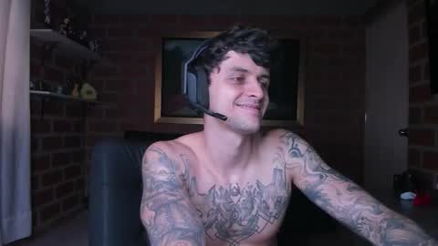 Daniele Bunny online show from November 25, 2025, 5:46 pm