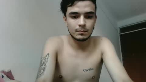 Snapshot of danielhot17 chatting on December 8, 2024, 10:14 pm DANIEL online show from December 8, 2024, 10:14 pm