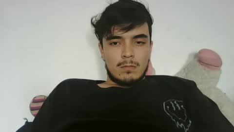 Snapshot of danielhot17 chatting on December 27, 2024, 7:35 pm DANIEL online show from December 27, 2024, 7:35 pm