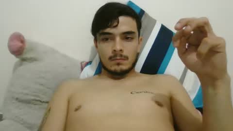 Snapshot of danielhot17 chatting on January 8, 2025, 4:12 am DANIEL online show from January 8, 2025, 4:12 am