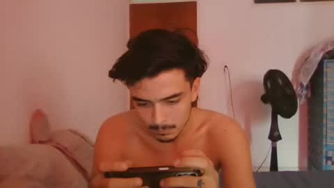 Snapshot of danielhot17 chatting on January 17, 2025, 5:51 pm DANIEL online show from January 17, 2025, 5:51 pm