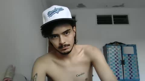 Snapshot of danielhot17 chatting on January 30, 2025, 11:44 am DANIEL online show from January 30, 2025, 11:44 am