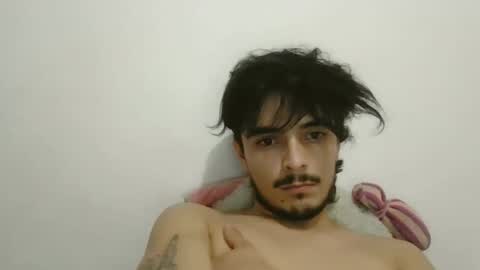 Snapshot of danielhot17 chatting on February 4, 2025, 4:05 am DANIEL online show from February 4, 2025, 4:05 am