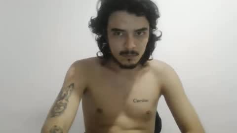 Snapshot of danielhot17 chatting on September 17, 2025, 9:44 am DANIEL online show from September 17, 2025, 9:44 am