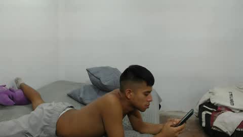Snapshot of danielitopapii chatting on February 1, 2025, 2:56 pm danielitopapii online show from February 1, 2025, 2:56 pm
