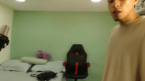 danielitopapii online show from January 14, 2026, 4:45 pm