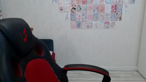 Snapshot of daniella_martin chatting on May 12, 2026, 12:19 am Daniella Martin online show from May 12, 2026, 12:19 am