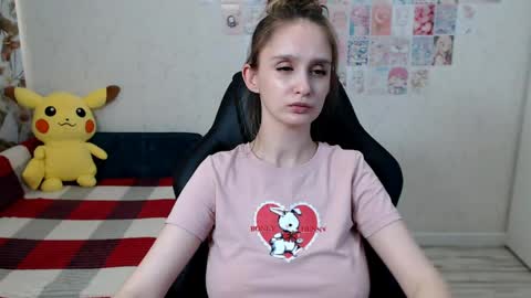 Snapshot of daniella_martin chatting on June 5, 2026, 10:32 am Daniella Martin online show from June 5, 2026, 10:32 am