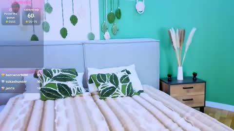 danielle_eddwards online show from February 10, 2026, 2:32 pm