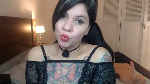 Snapshot of daniellerain chatting on June 5, 2026, 10:21 am daniellerain online show from June 5, 2026, 10:21 am