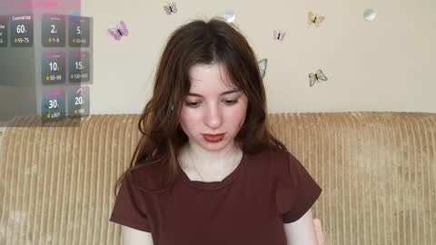 Mia online show from May 13, 2026, 1:08 pm