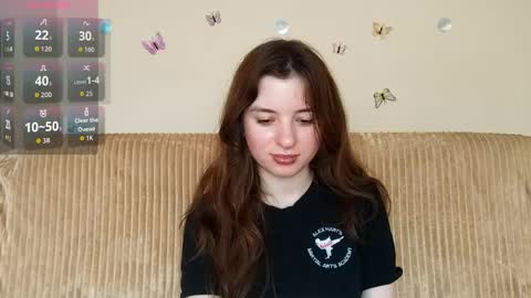 Mia online show from May 14, 2026, 1:18 pm