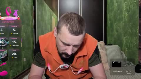 DanieloCool online show from October 13, 2025, 7:30 am