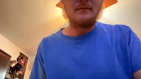 Snapshot of danielp_mod_cb chatting on March 4, 2025, 10:27 pm Daniel y. online show from March 4, 2025, 10:27 pm