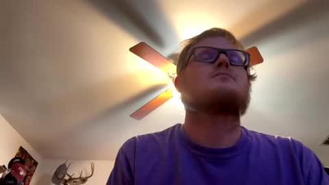 Snapshot of danielp_mod_cb chatting on March 7, 2025, 10:21 pm Daniel y. online show from March 7, 2025, 10:21 pm