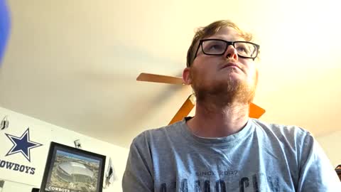 Snapshot of danielp_mod_cb chatting on November 3, 2025, 8:10 pm Daniel y. online show from November 3, 2025, 8:10 pm