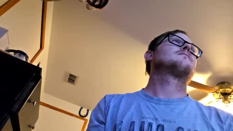 Snapshot of danielp_mod_cb chatting on December 16, 2025, 9:53 pm Daniel y. online show from December 16, 2025, 9:53 pm