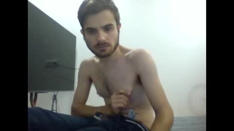 danievio21 online show from May 11, 2026, 12:38 am
