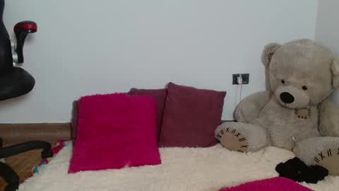 danilove online show from October 9, 2025, 1:58 am