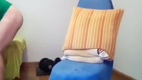 daniroca8 online show from December 5, 2025, 3:30 pm