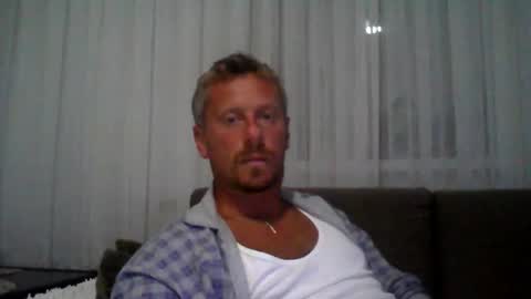 Snapshot of danisami12345 chatting on September 24, 2025, 9:40 pm daniel online show from September 24, 2025, 9:40 pm