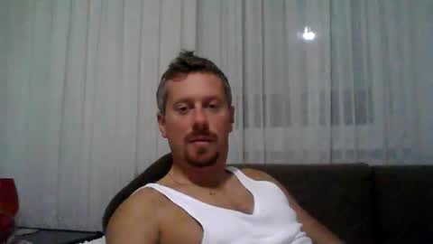 Snapshot of danisami12345 chatting on November 15, 2025, 10:15 pm daniel online show from November 15, 2025, 10:15 pm