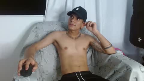 danisex_1 online show from March 20, 2026, 2:38 am