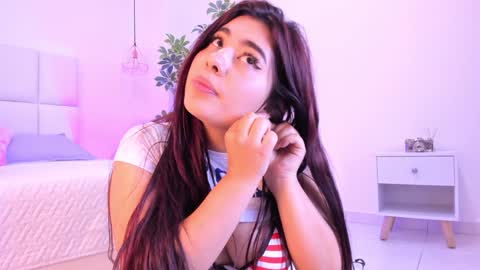 Snapshot of danna_adams1 chatting on January 21, 2025, 2:33 am danna_adams1 online show from January 21, 2025, 2:33 am