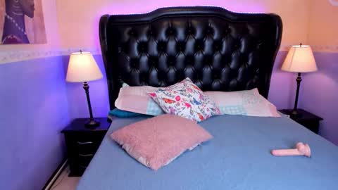 Snapshot of danna_copers chatting on February 27, 2026, 3:01 pm Danna online show from February 27, 2026, 3:01 pm