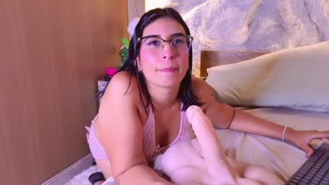 danna_dusky online show from April 9, 2026, 9:58 am