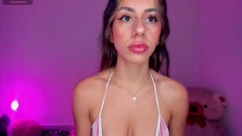 Danna Rhodes online show from June 21, 2026, 4:42 pm