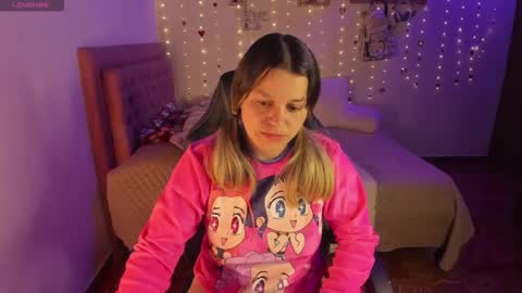 danna_wry online show from April 5, 2026, 2:53 am
