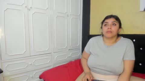 Snapshot of dannagarza chatting on February 5, 2025, 7:39 am Danna Garza online show from February 5, 2025, 7:39 am