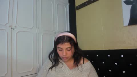 Snapshot of dannagarza chatting on February 25, 2025, 4:35 am Danna Garza online show from February 25, 2025, 4:35 am