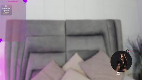 Danna online show from April 3, 2026, 7:45 pm